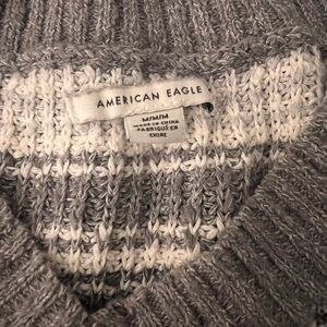 American Eagle Gray Knit Sweater